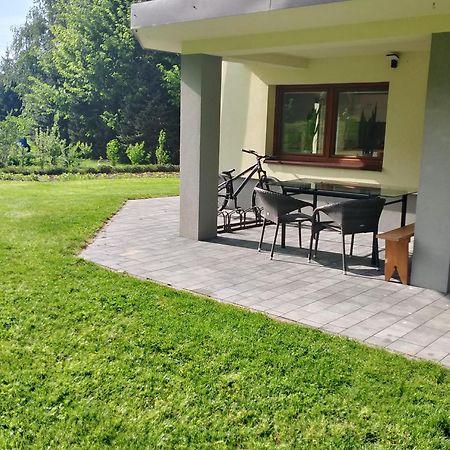 Apartament Z Ogrodem I Przemysl Luaran gambar